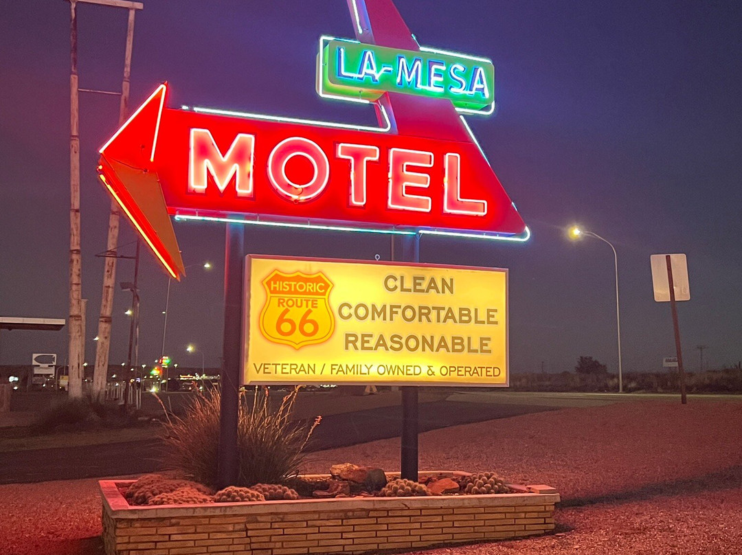 La Mesa Motel主图