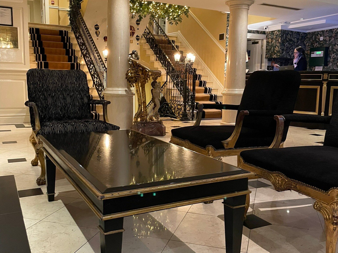 Step House Hotel主图