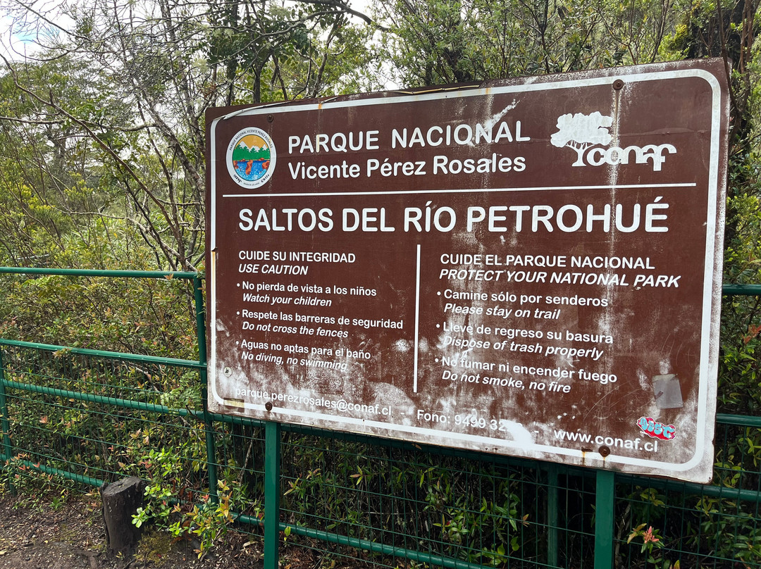 Saltos del Petrohue-巴拉斯港必去景点