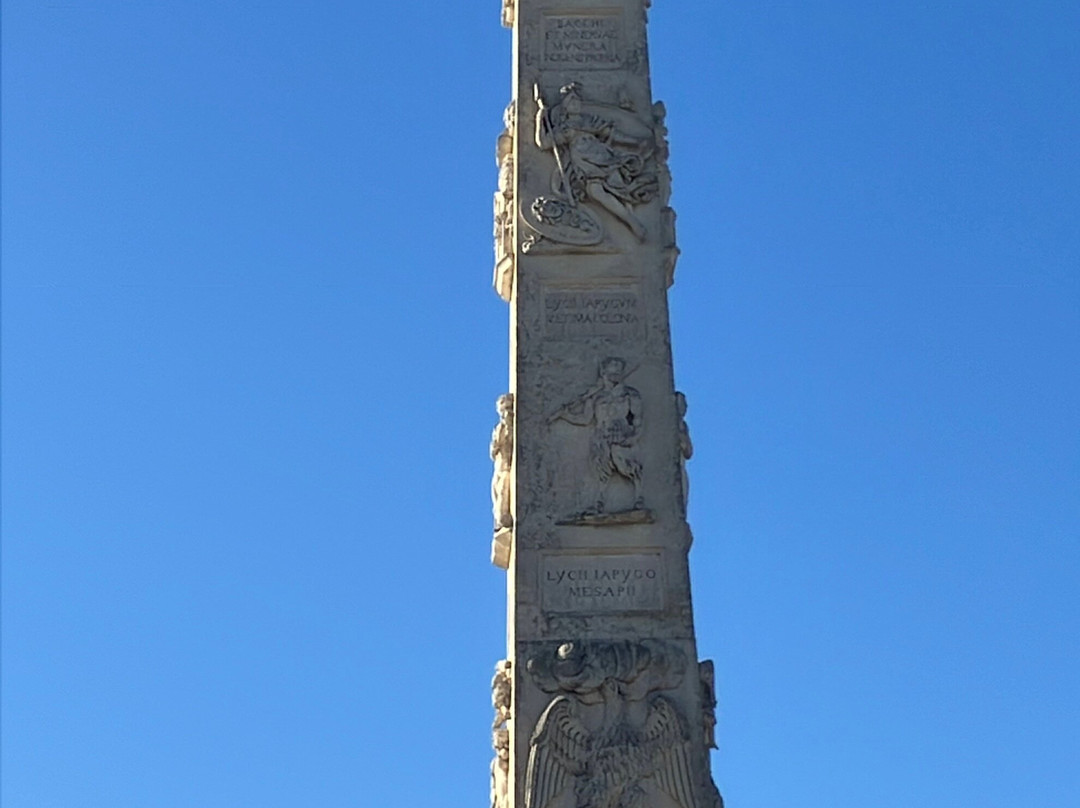 Obelisco-莱切必去景点