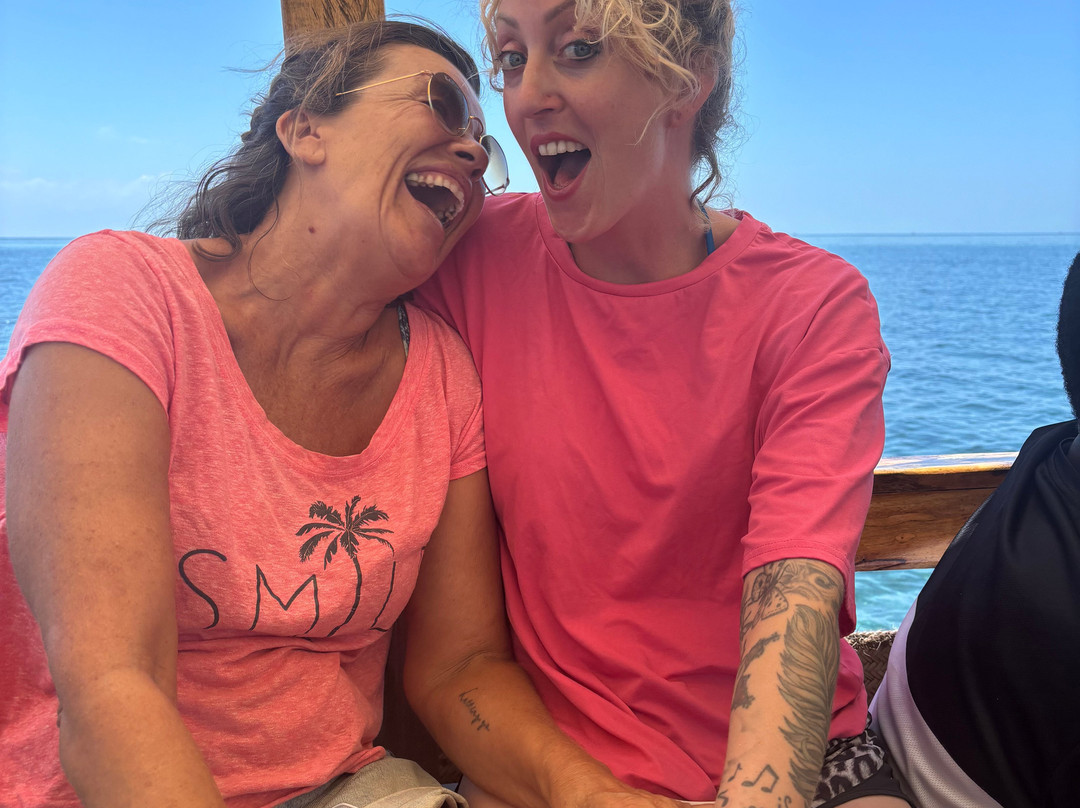 Galu tides tours and safaris-Galu Beach必去景点