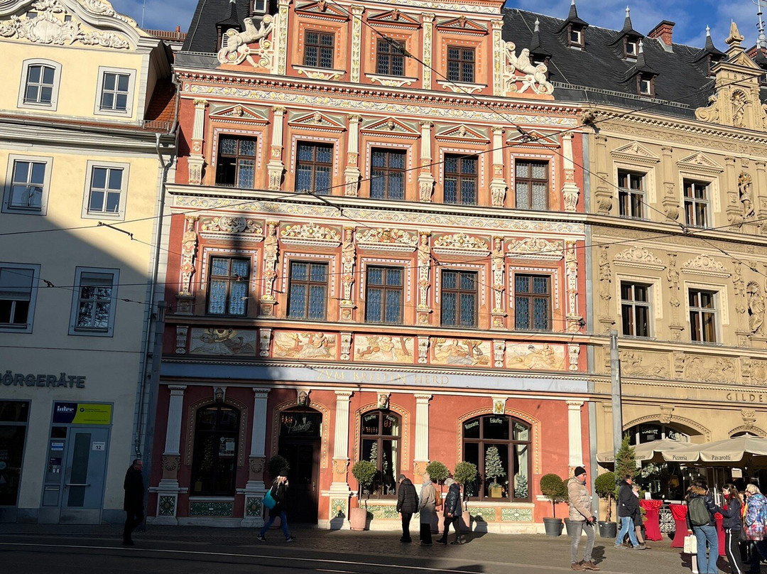大教堂广场旅店主图
