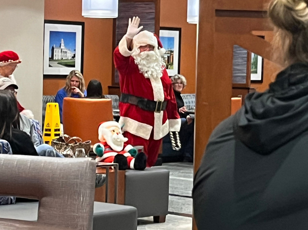 Drury Inn & Suites Iowa City Coralville主图