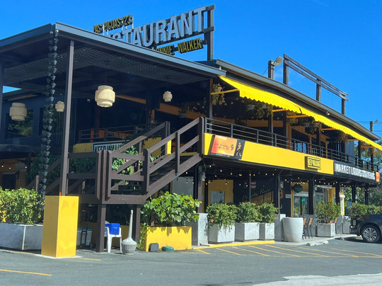 Las Picuas 123 Seafood Restaurant