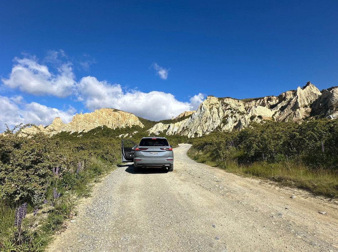 Clay Cliff-奥马拉马必去景点