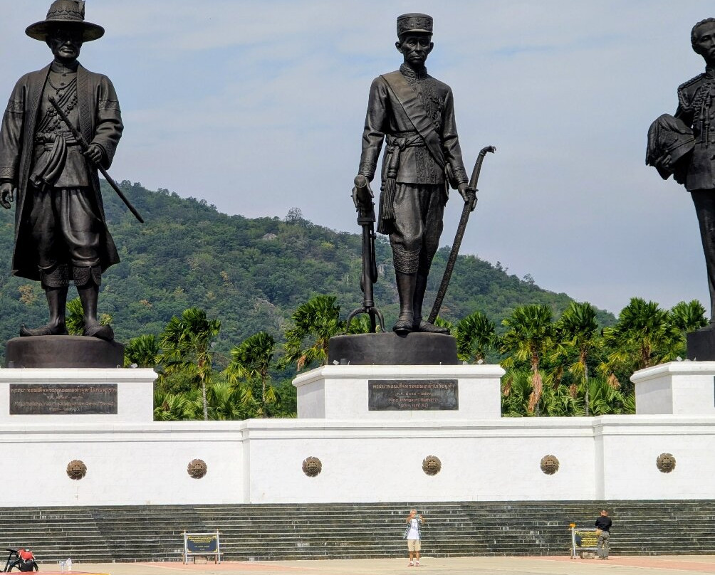 泰王国国王纪念广场-Nong Kae必去景点