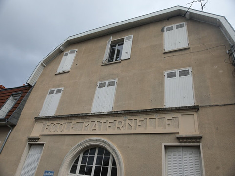 Place Albert Thomas-索恩河畔沙隆必去景点