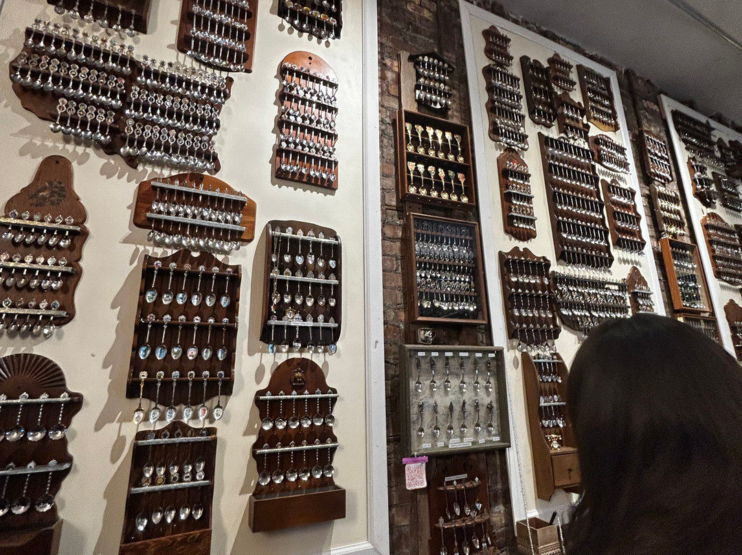 Mississippi Spoon Gallery-达文波特必去景点