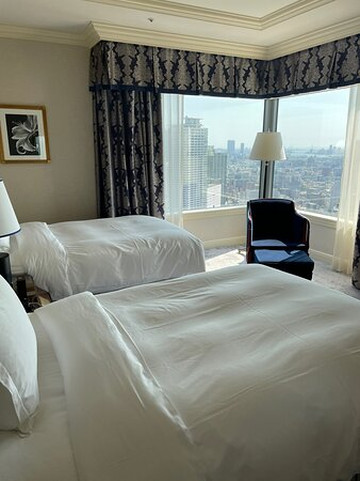 大阪丽思卡尔顿酒店主图