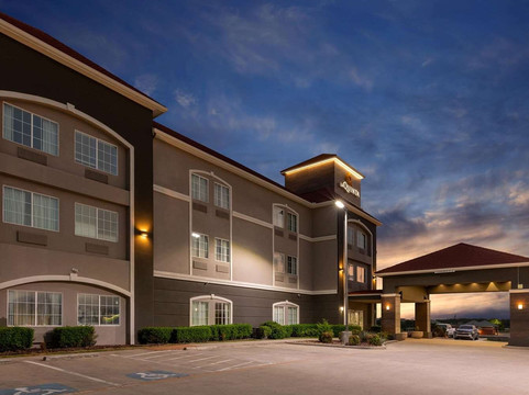 Bridgeport酒店住宿-La Quinta Inn & Suites by Wyndham Bridgeport