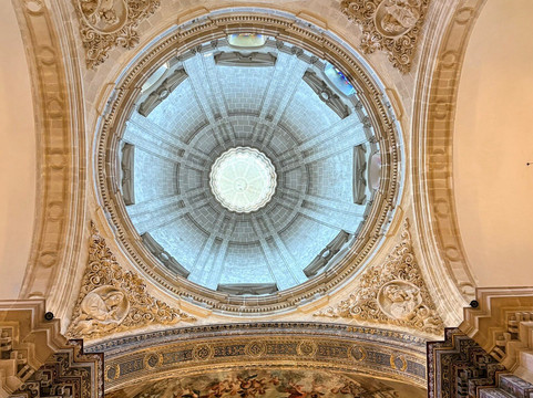 萨尔瓦多教堂-塞维利亚必去景点