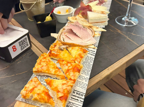 ROMA Caffe'-米萨诺阿德里亚蒂科必去景点