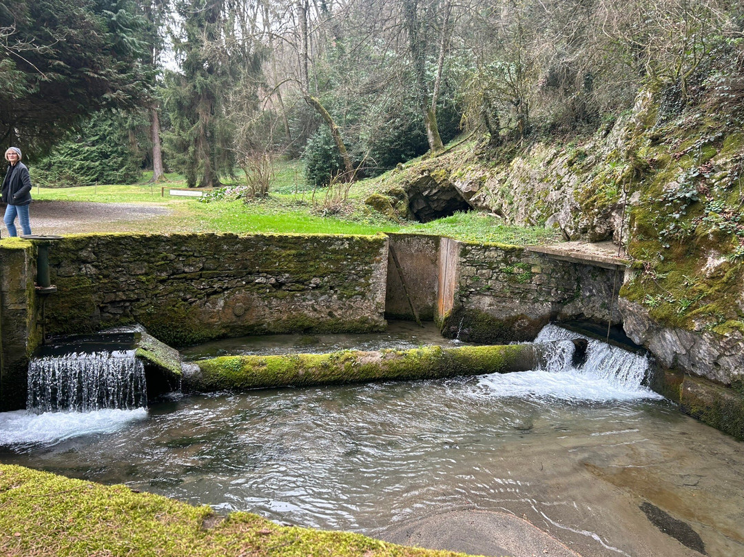Grottes de Médous-Aste必去景点