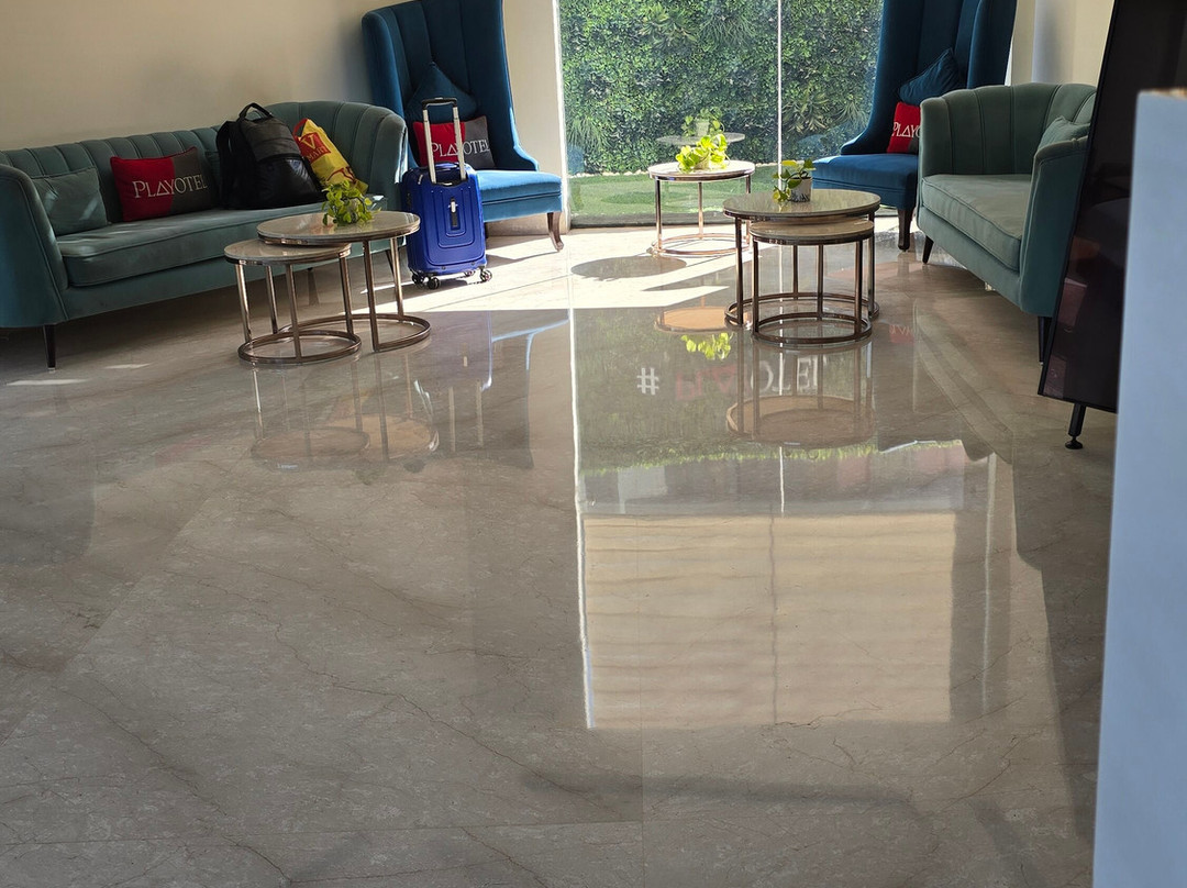 普雷米尔古纳酒店主图