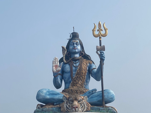 Pumdikot Shiva Statue-博卡拉必去景点