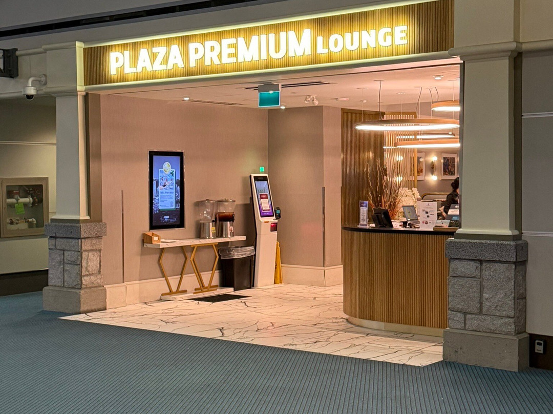 Plaza Premium Lounge International Departures Vancouver International Airport YVR-里士满必去景点