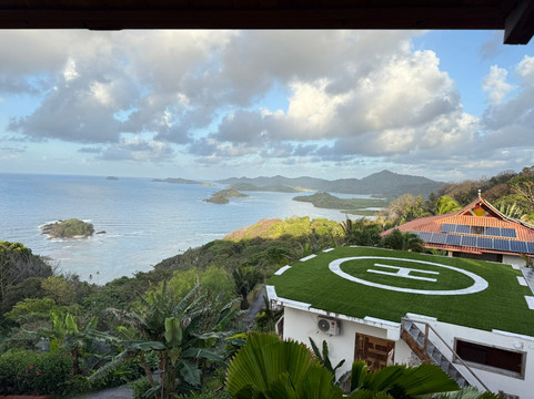 天空和蜂蜜主图