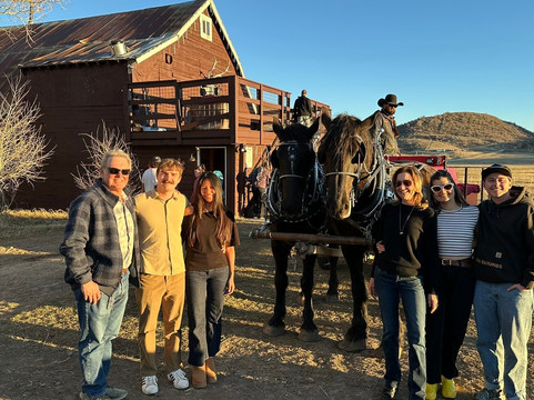 Bar Lazy L Ranch Sleigh Ride-斯廷博特斯普林斯必去景点