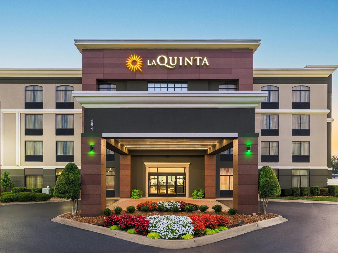 Guthrie酒店住宿-La Quinta by Wyndham-Clarksville