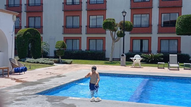 奎雷塔罗假日旅馆-旅行者