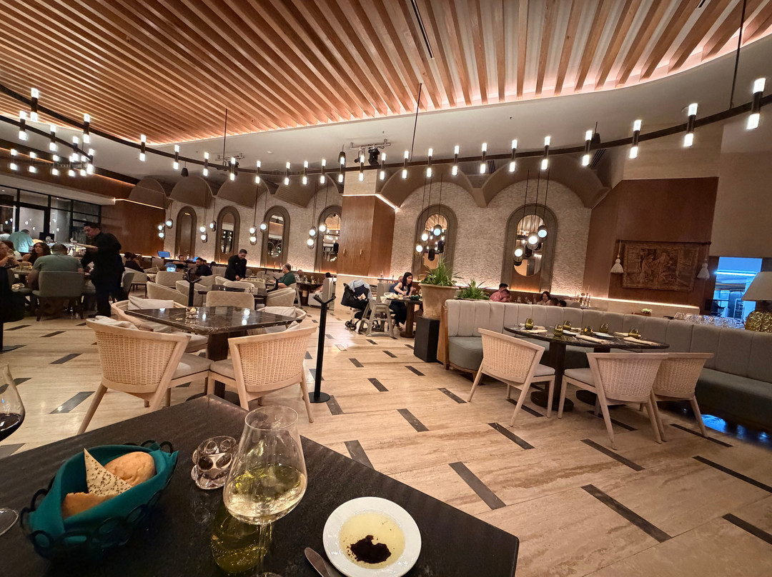 大美洲庆典珊瑚海滩酒店主图