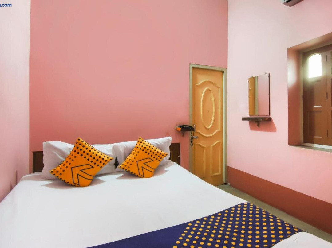 SPOT ON 65035 Maa Laxmi Lodge