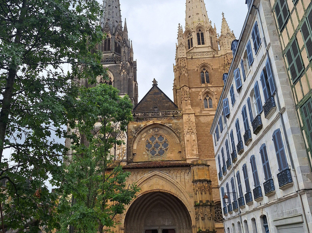 Cathédrale Sainte-Marie de Bayonne-Bayonne必去景点
