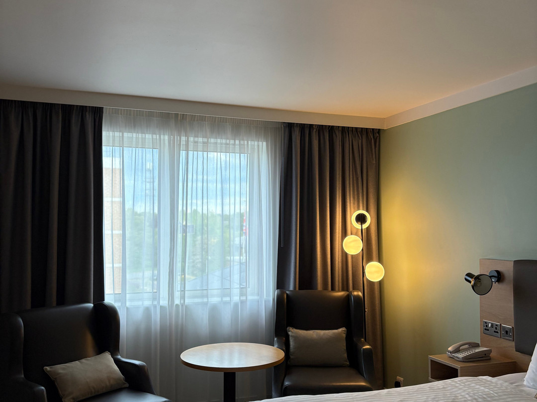 Holiday Inn 牛津假日酒店主图