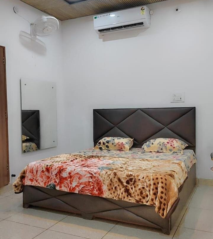 Hotel Apple