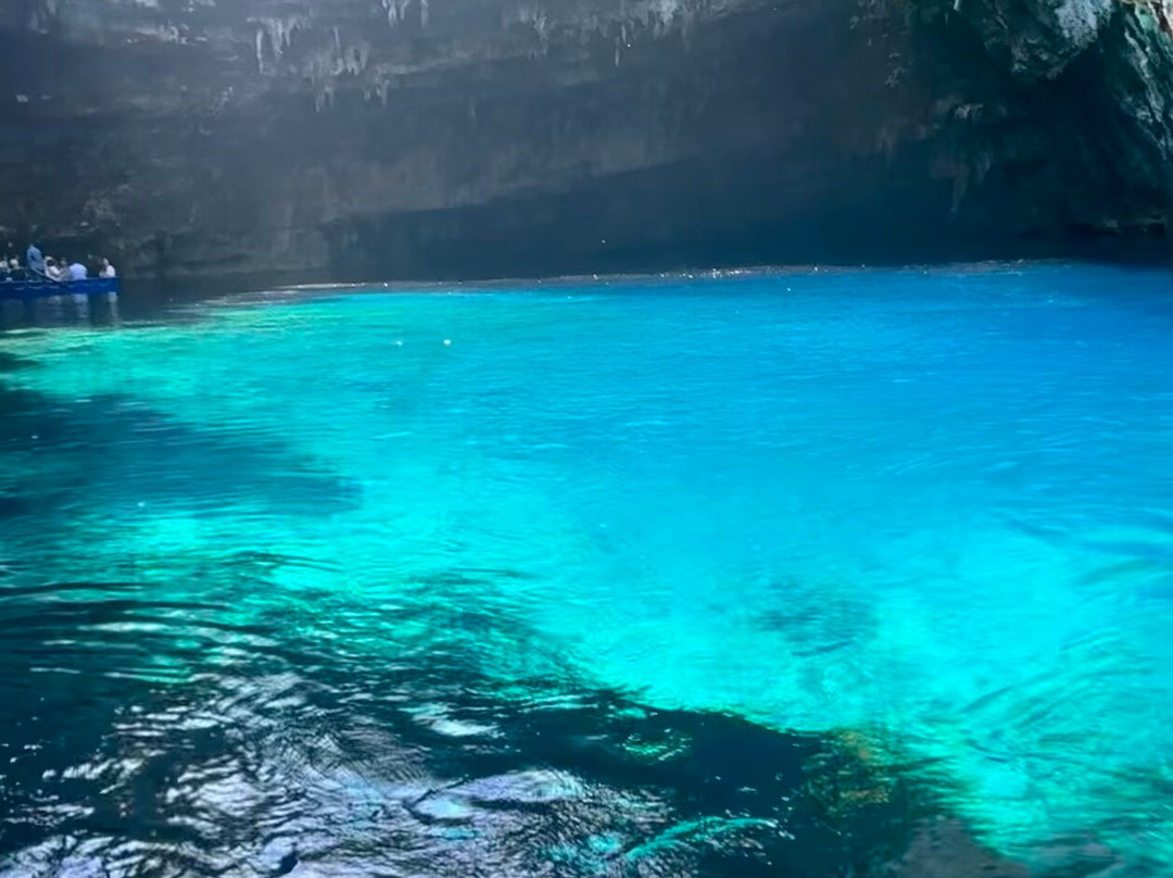 Melissani Cave-Karavomylos必去景点