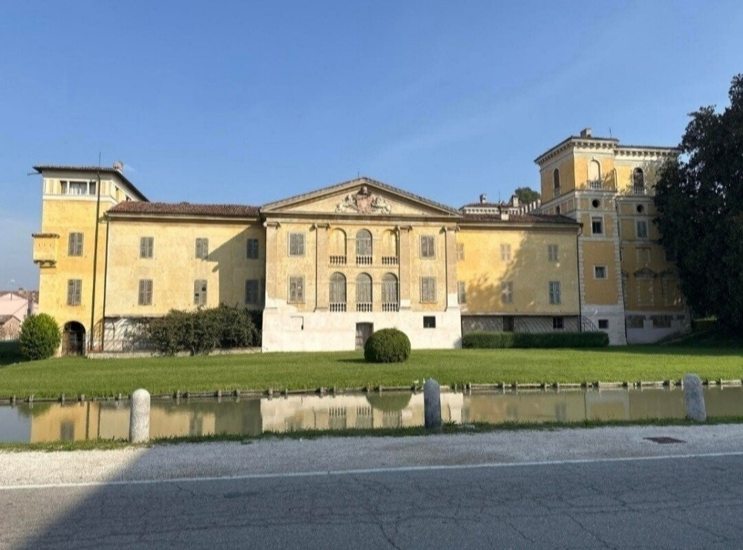 Villa Sommi Picenardi Crotti-Torre de Picenardi必去景点