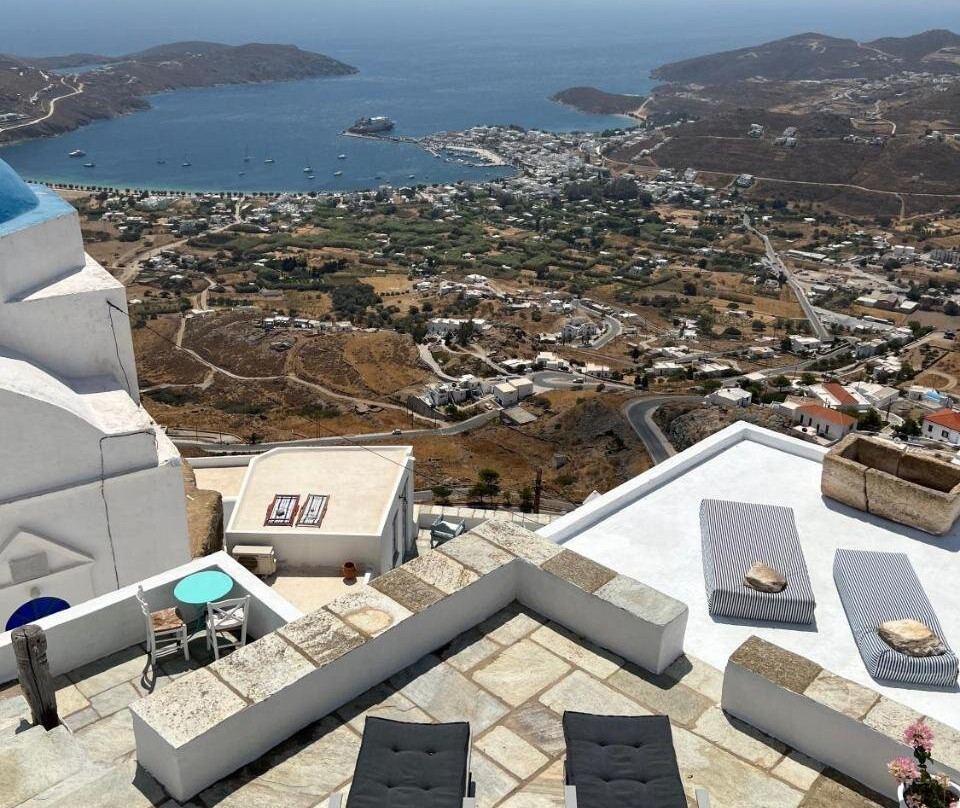 Windhouses Serifos