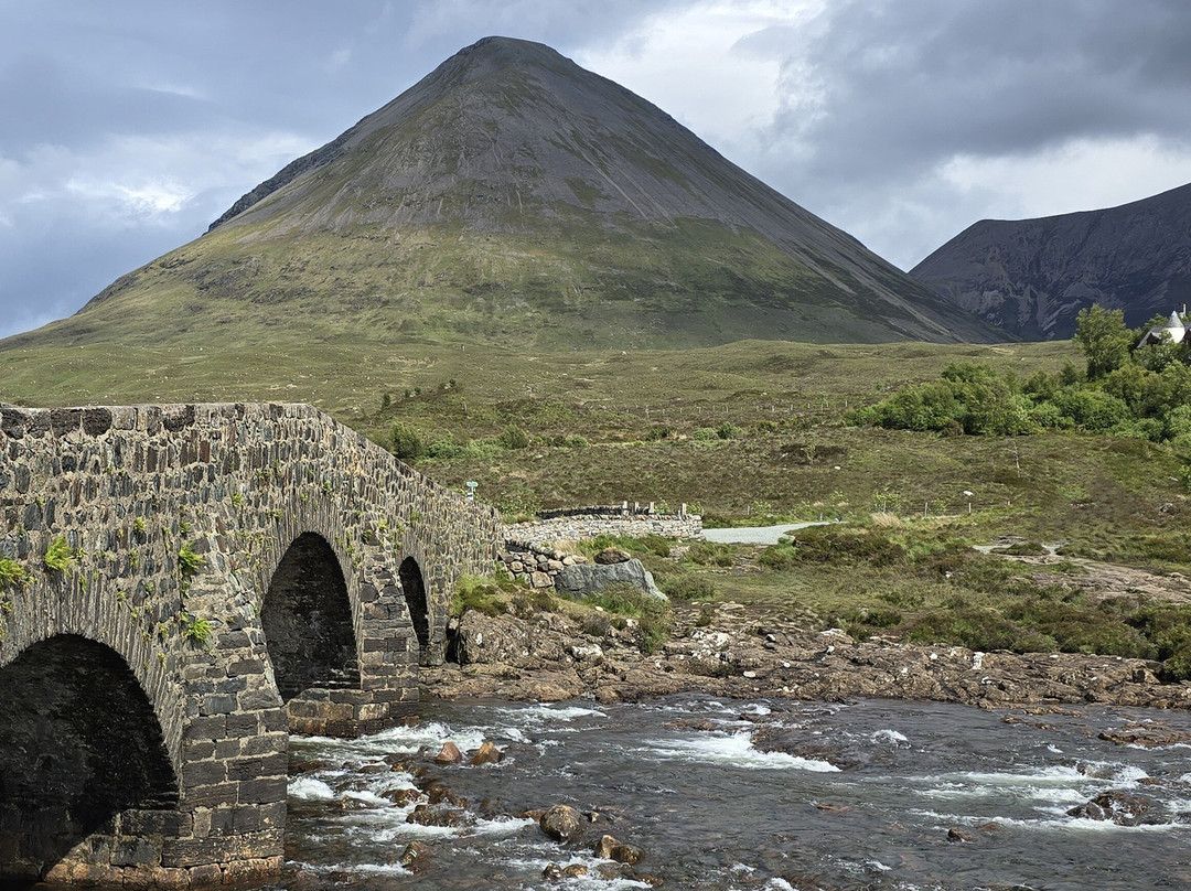 Skye Local Tours-Broadford必去景点