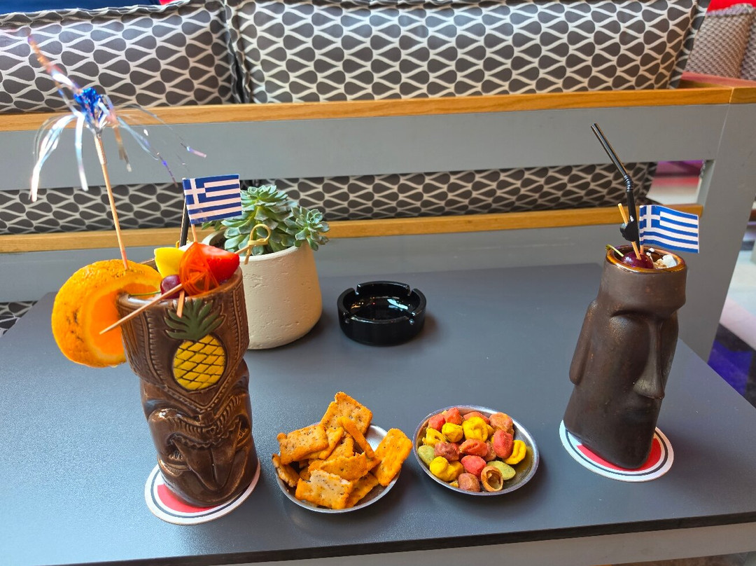 La Strada Bar