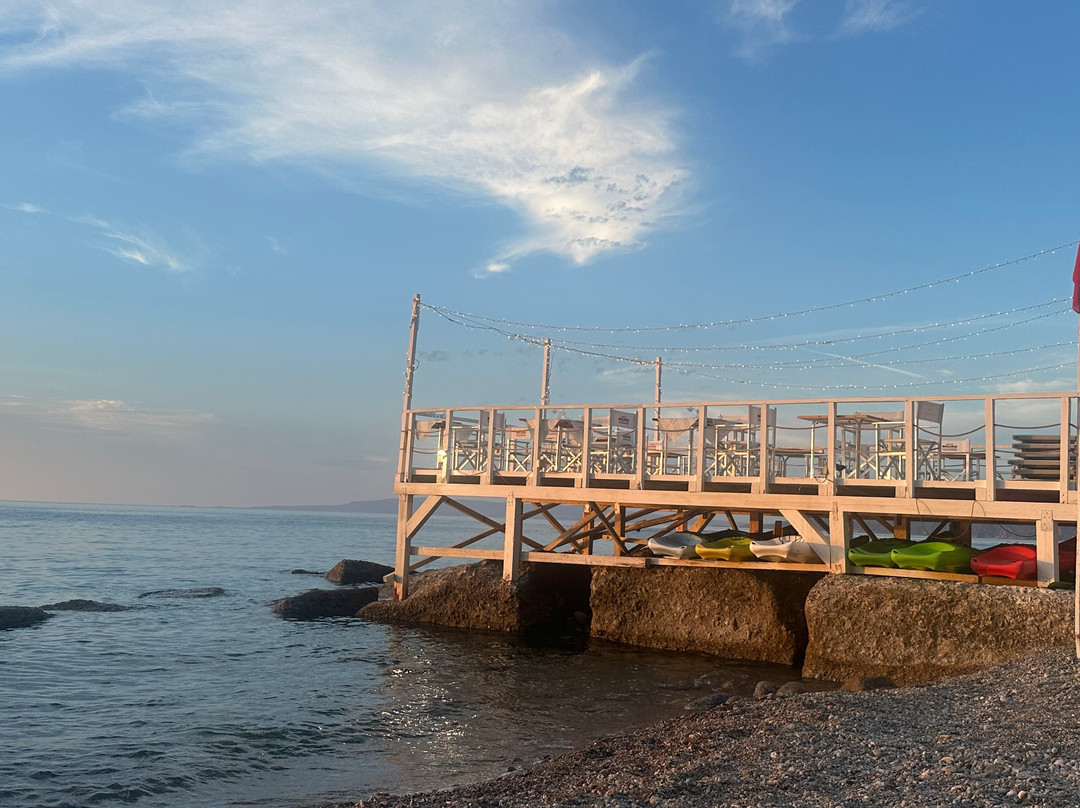 Cala delle Feluche Chianalea-希拉必去景点