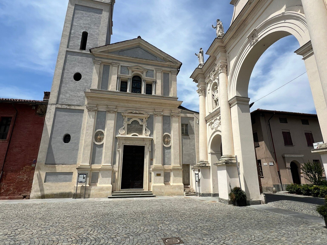 Centro Storico di Cherasco-凯拉斯科必去景点