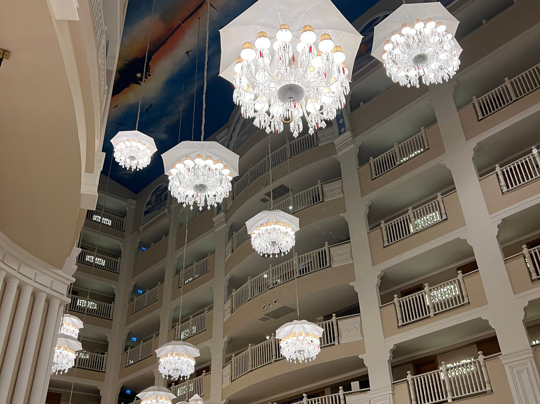 Quattro Beach Spa & Resort Hotel主图