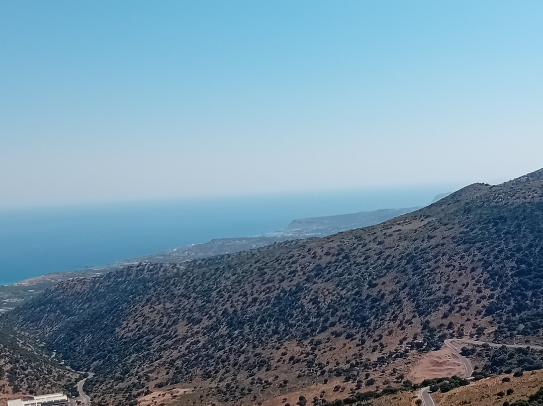 Cretan Tuk Tuk Tours-Piskopiano必去景点