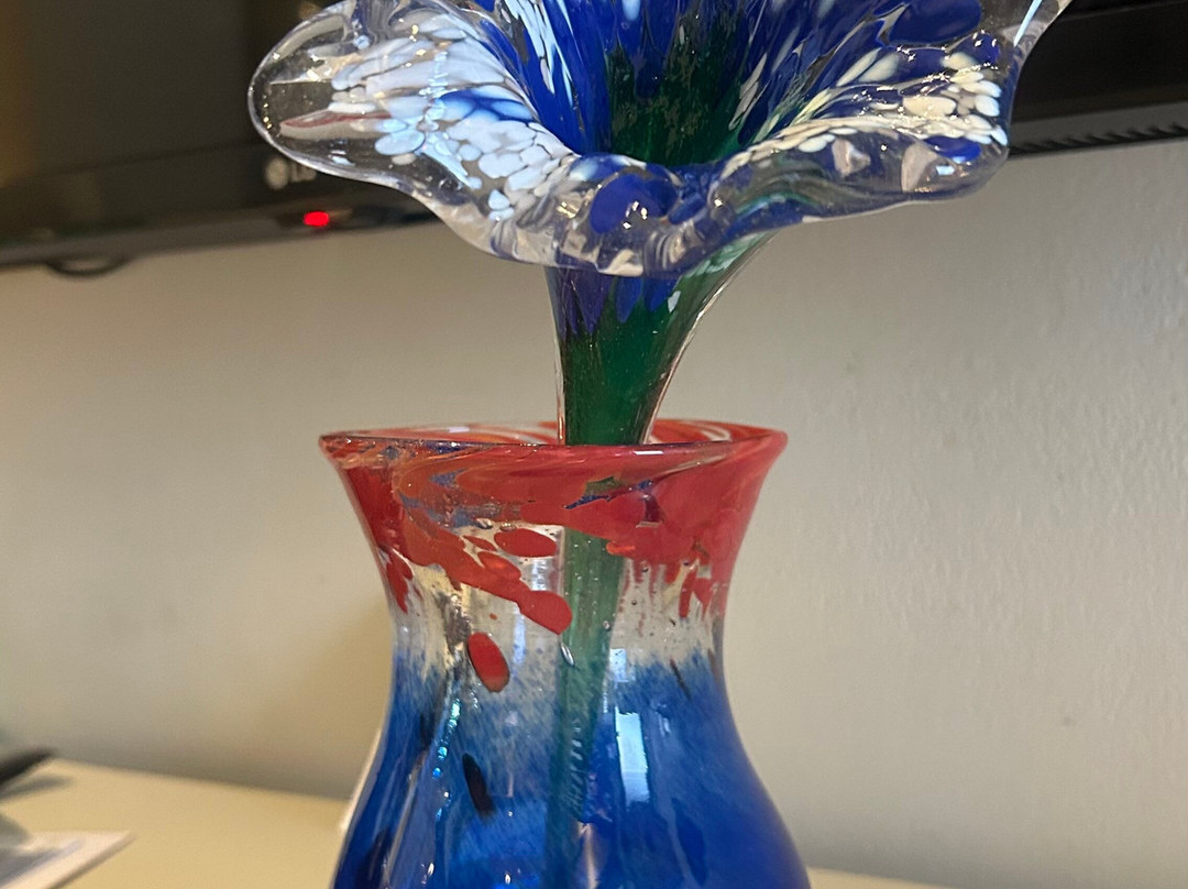 Horizon Glassworks International-Kediri必去景点