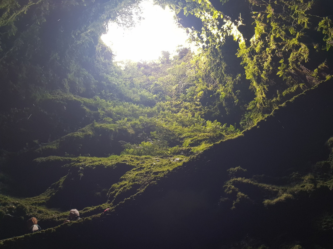 Gruta do Carvão-蓬塔德尔加达必去景点