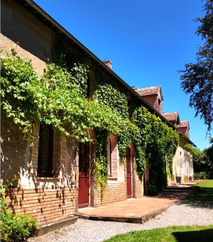 Le Domaine Du Petit Tertre - Spa En Exterieur