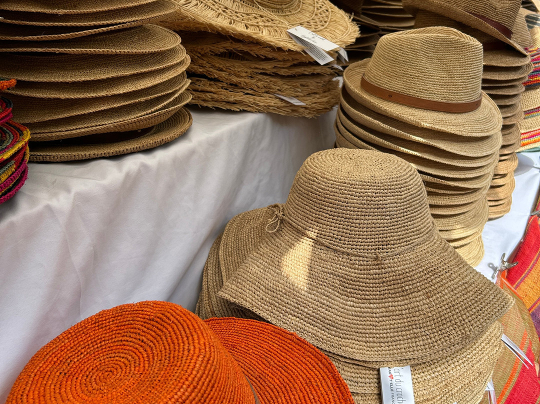 Marché de Lourmarin-Lourmarin必去景点