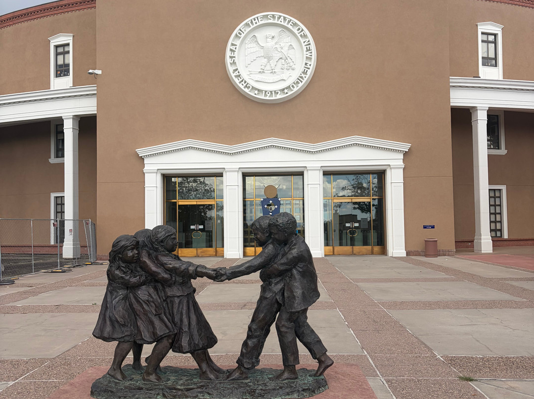 New Mexico State Capitol (Roundhouse)-圣菲必去景点