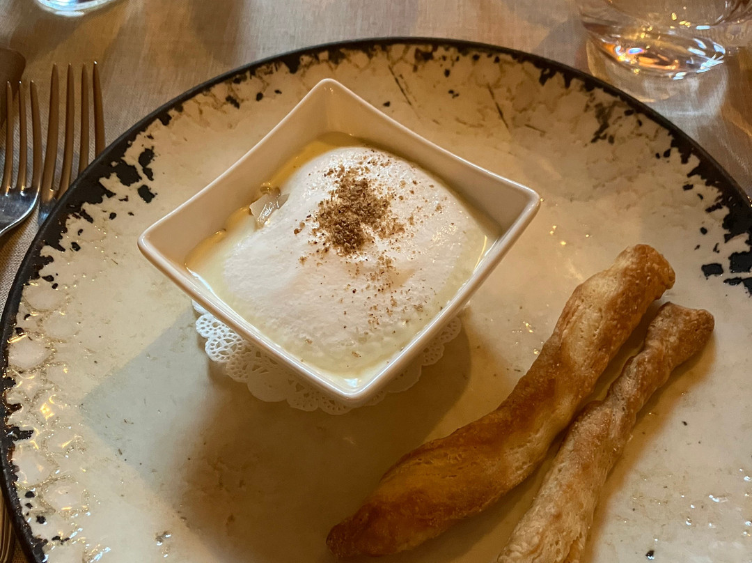 Hotel Petit Dahu - Chambres et Restaurant主图