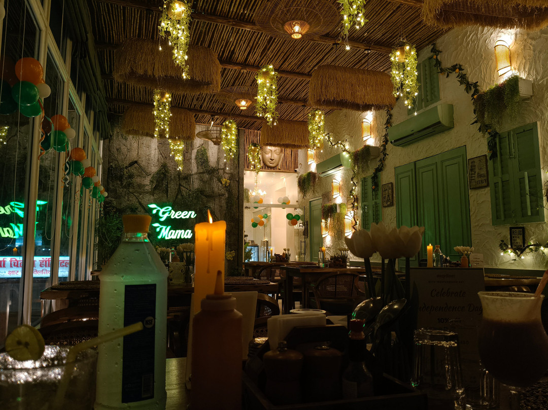 Cafe green mama