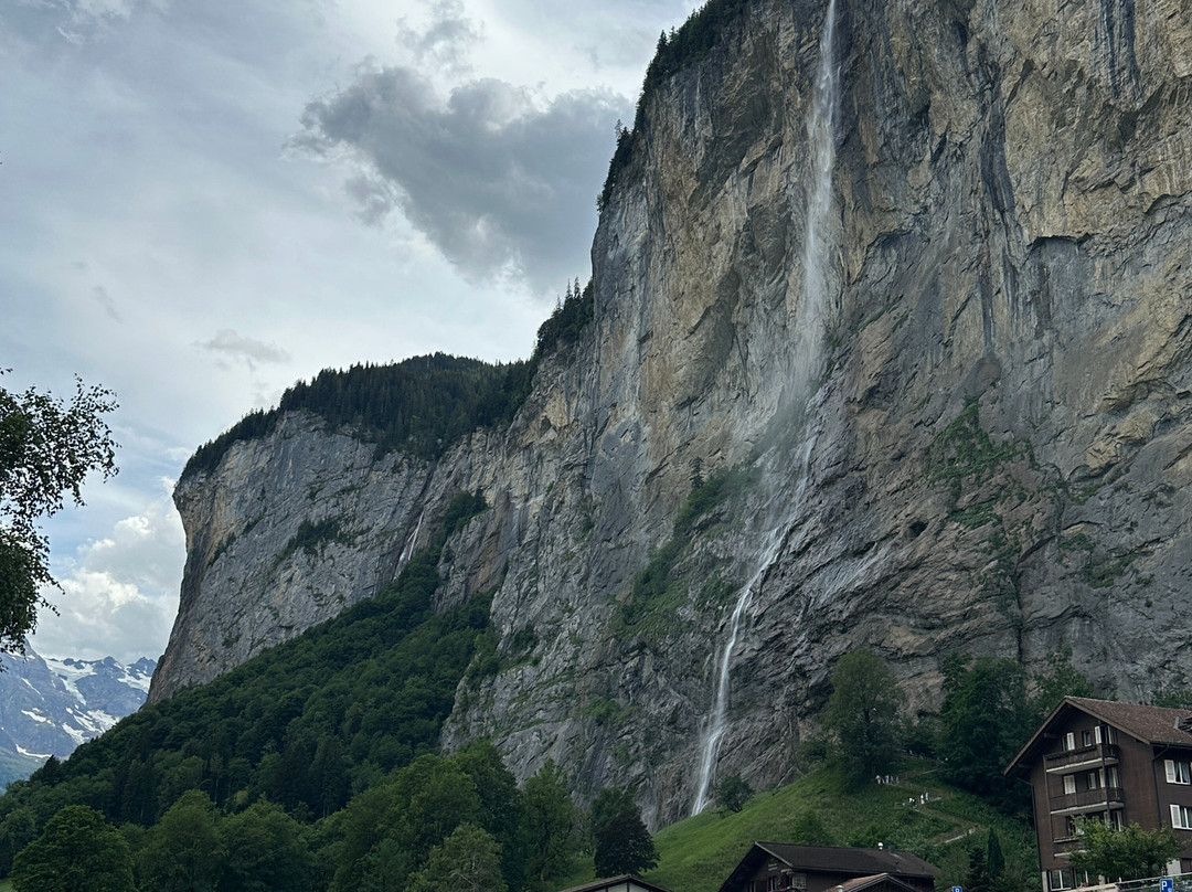 Staubbach Waterfall-劳特布龙嫩必去景点