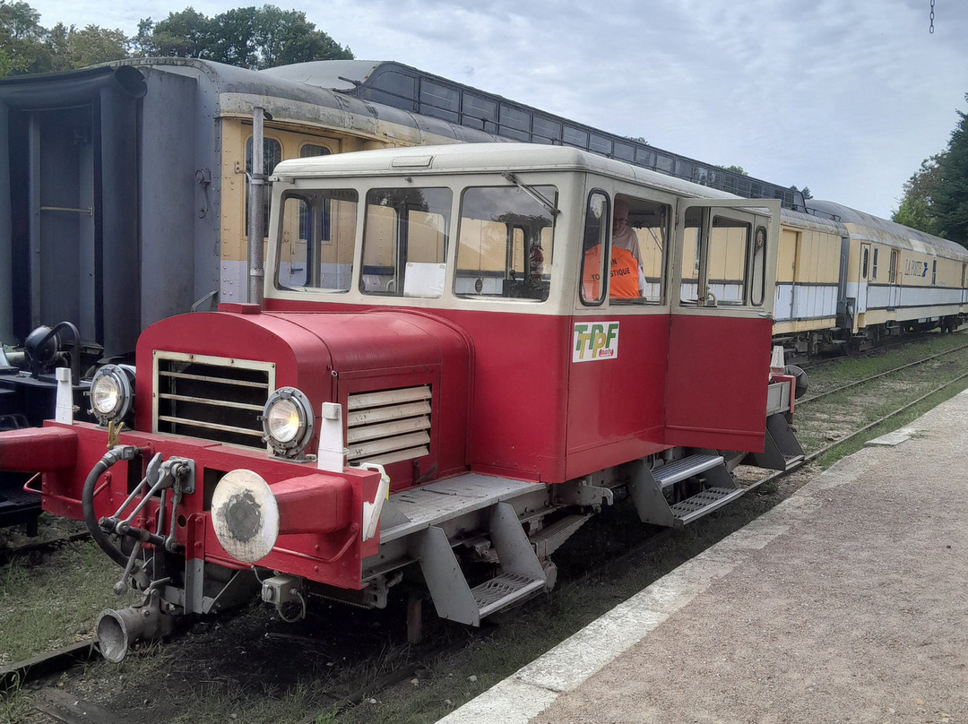 Train Touristique du Pays de Puisaye Forterre-Toucy必去景点