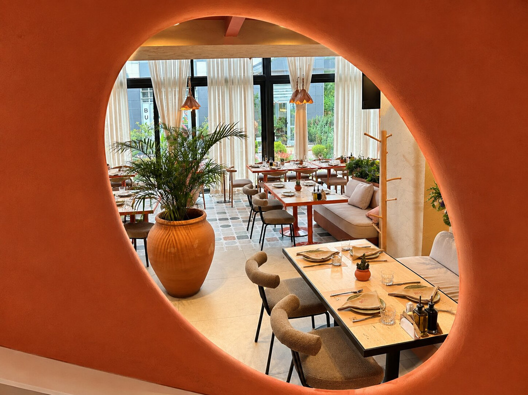 Bev/s Restaurant