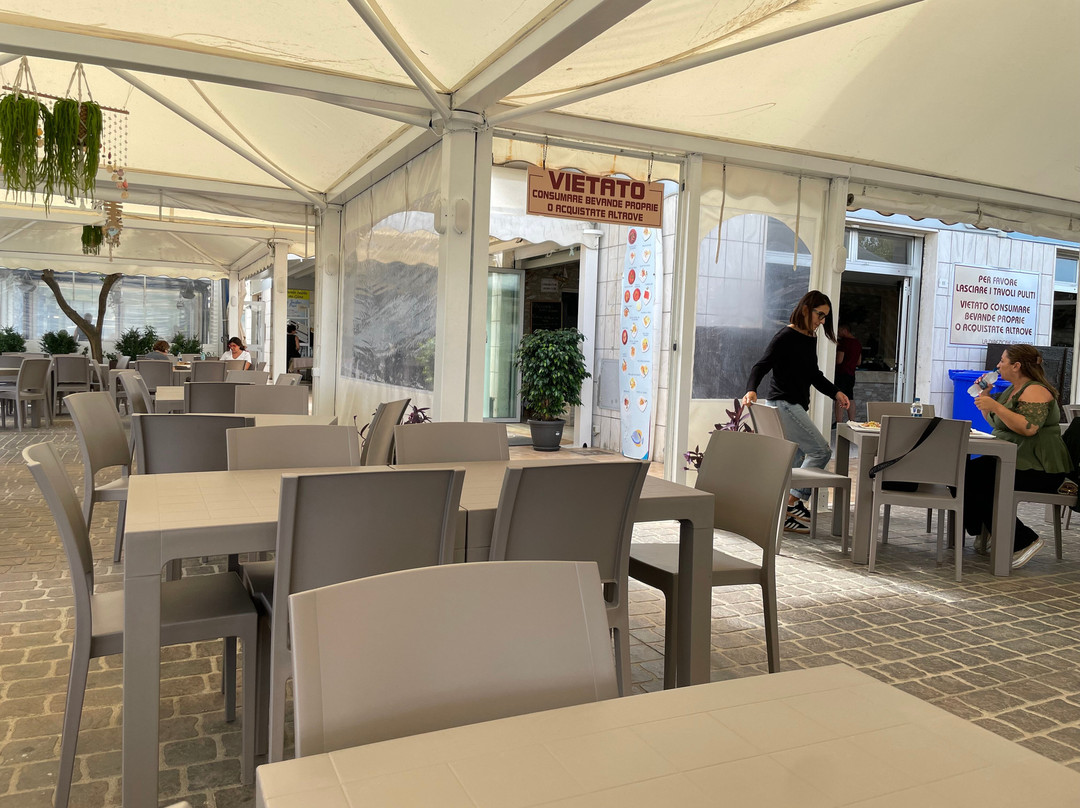 Da Luciano Self-Service
