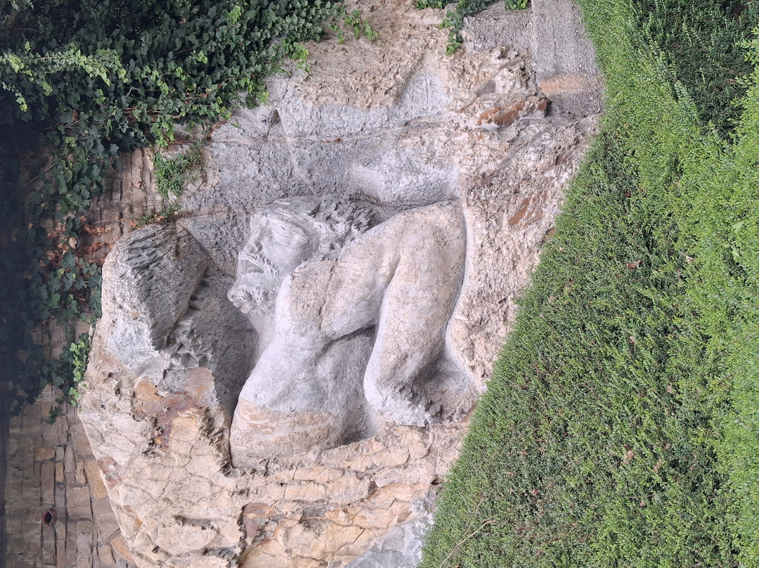 Museo D'arte Contemporanea Di Luzzana-Luzzana必去景点